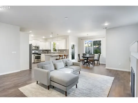 18522 SW Bluebird Lane Beaverton OR 97003