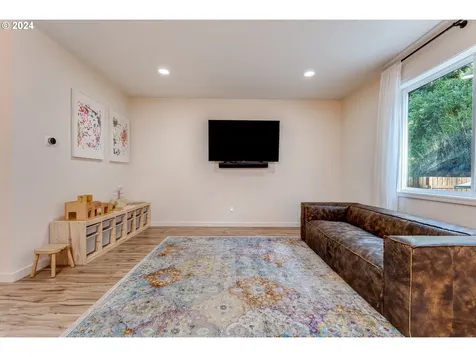 614 Stone Park Kalama WA 98625