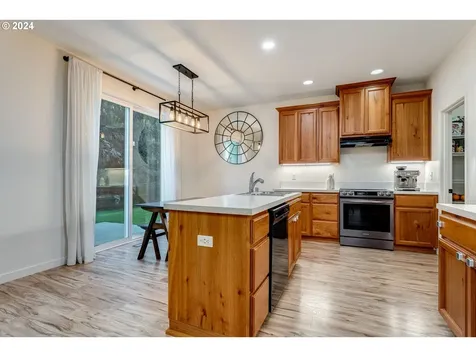 614 Stone Park Kalama WA 98625