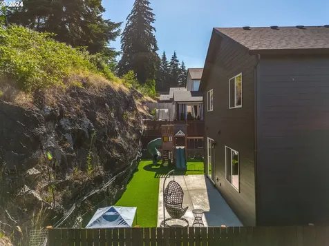 614 Stone Park Kalama WA 98625