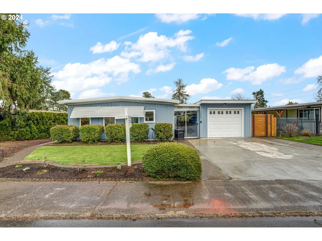 2086 Greentree Drive Ne Salem OR 97305