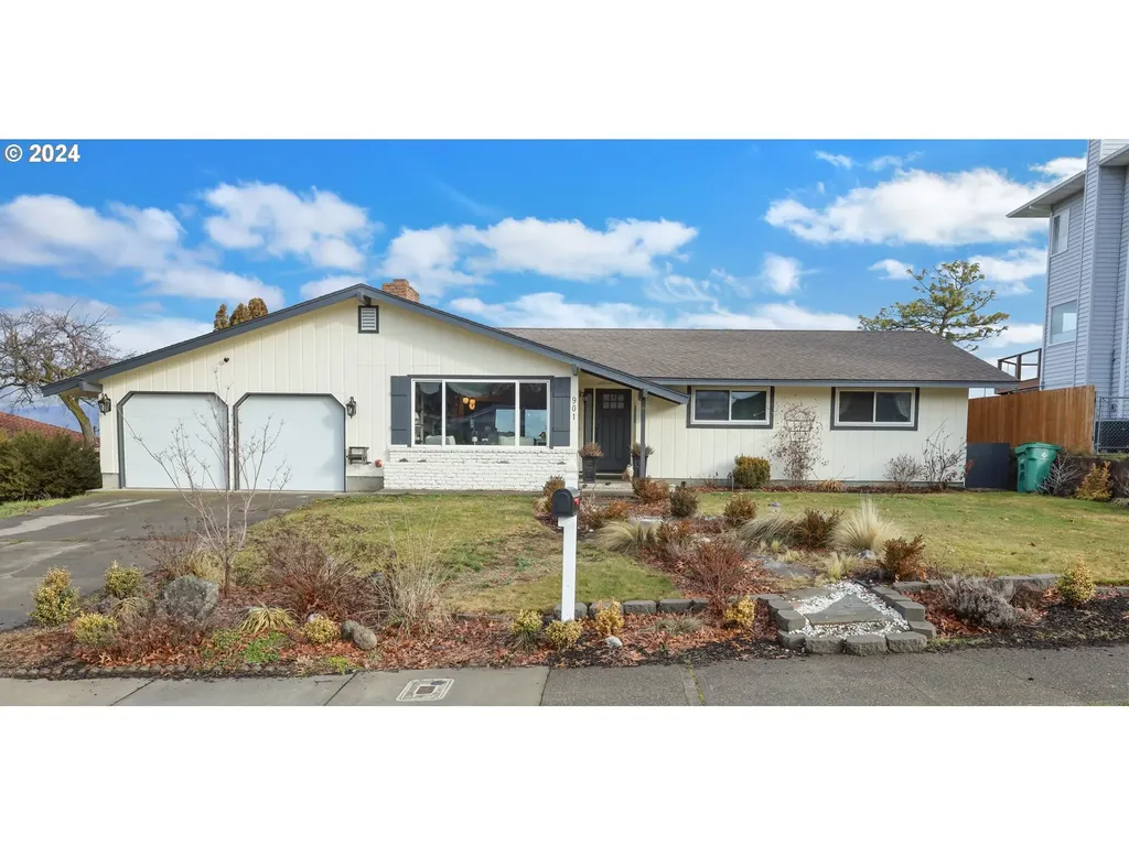 901 E 18th Street The Dalles OR 97058