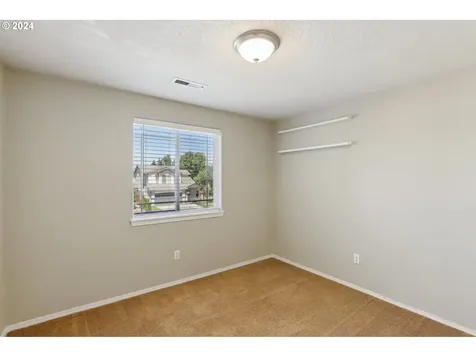 16305 Ne 63rd Street Vancouver WA 98682