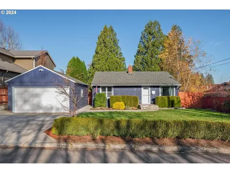 1115 NW 8th Street Gresham OR 97030