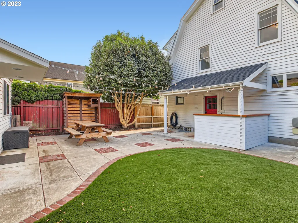 1608 NE Prescott Street Portland OR 97211