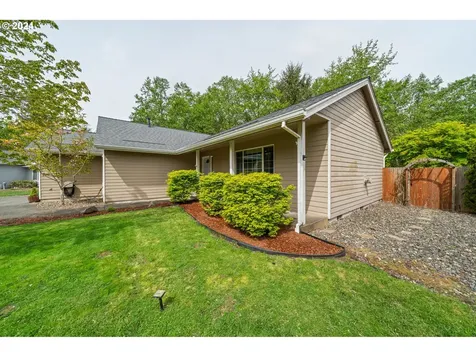 765 Sw Kalmia Avenue Warrenton OR 97146