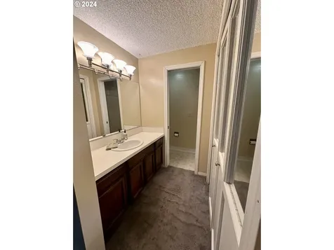 3407 NE 102nd Court Vancouver WA 98662