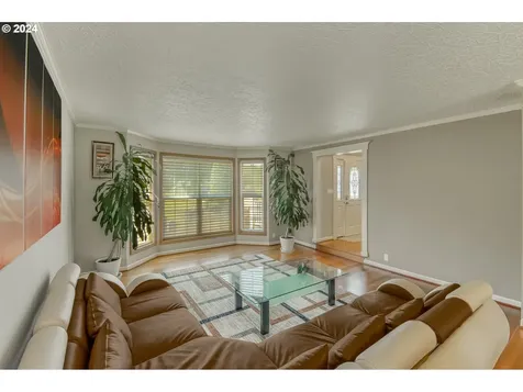 17016 Ne 37th Circle Vancouver WA 98682