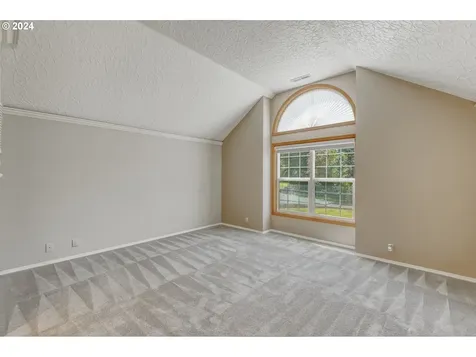 17016 Ne 37th Circle Vancouver WA 98682