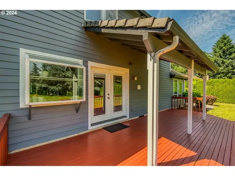 17016 Ne 37th Circle Vancouver WA 98682