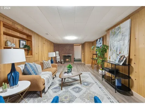 11224 Ne Flanders Street Portland OR 97220