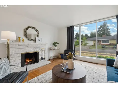 11224 Ne Flanders Street Portland OR 97220
