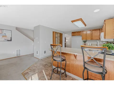 5913 NE 99th Street Vancouver WA 98665