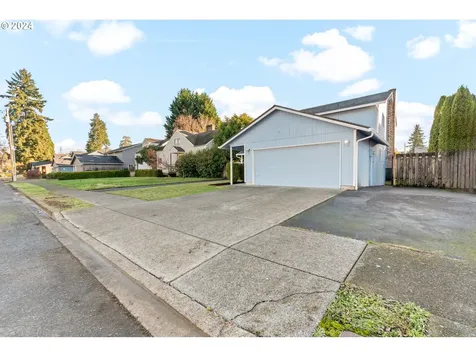 5913 NE 99th Street Vancouver WA 98665