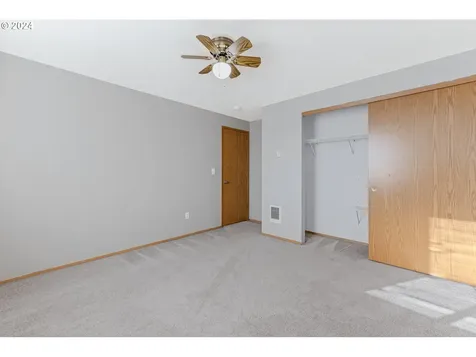 5913 NE 99th Street Vancouver WA 98665