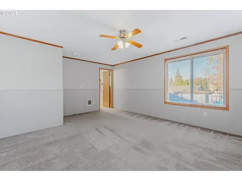 5913 NE 99th Street Vancouver WA 98665