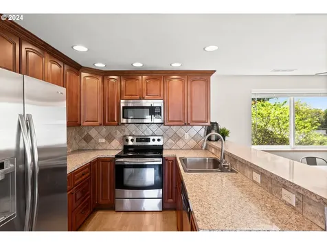 14596 Sw Oregon Street Sherwood OR 97140