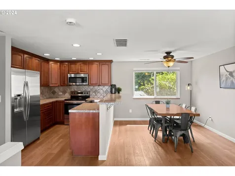 14596 Sw Oregon Street Sherwood OR 97140