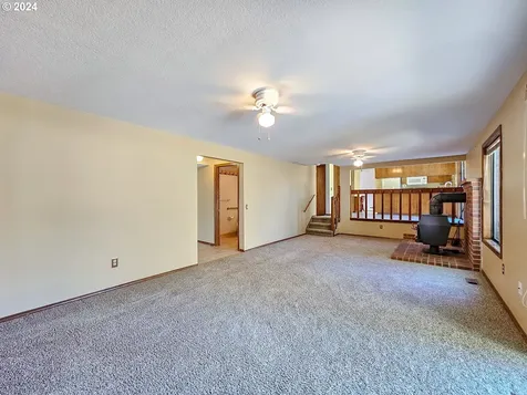 16935 Nw Joscelyn Street Beaverton OR 97006