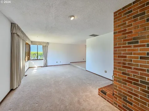 16935 Nw Joscelyn Street Beaverton OR 97006