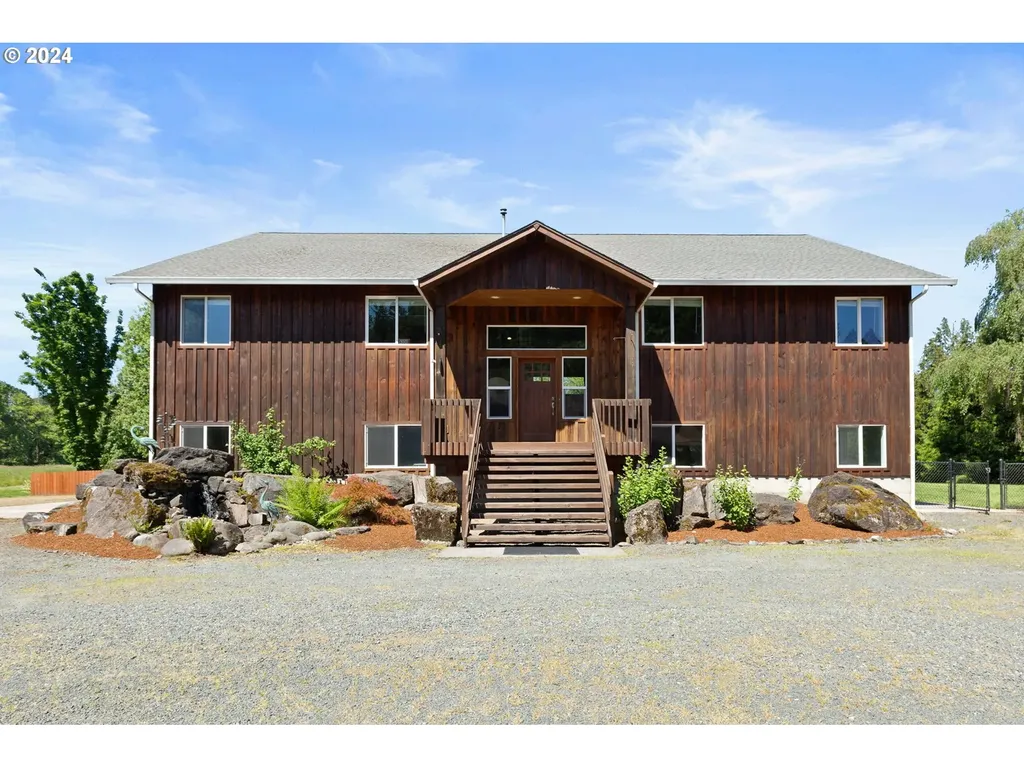 4330 Ne 290th Street La Center WA 98629