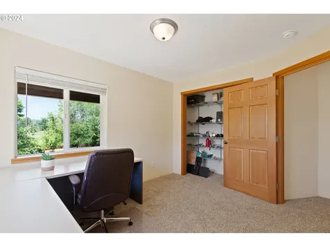 4330 Ne 290th Street La Center WA 98629