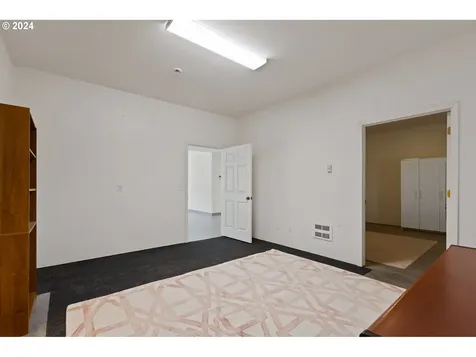 4330 Ne 290th Street La Center WA 98629
