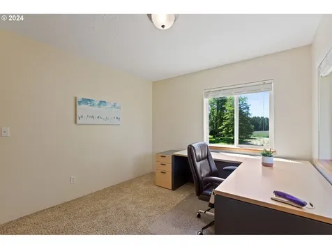 4330 Ne 290th Street La Center WA 98629