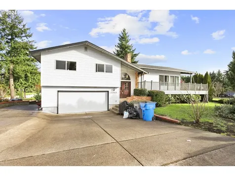 2003 Ne Village Green Drive Vancouver WA 98684