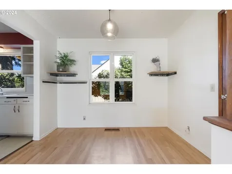 4815 Ne Alberta Street Portland OR 97218