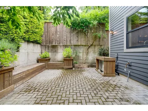 3825 SE Rural Street Portland OR 97202