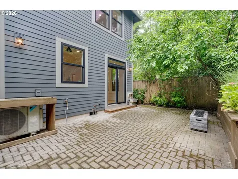 3825 SE Rural Street Portland OR 97202