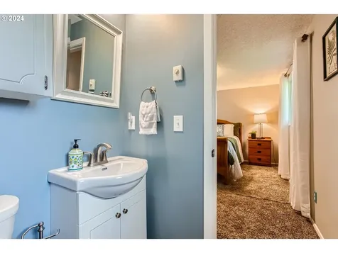 6119 Ne 104th Court Vancouver WA 98662