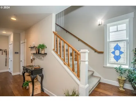 2735 Mill Pond Lane Astoria OR 97103