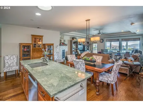 2735 Mill Pond Lane Astoria OR 97103