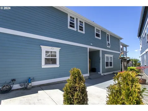 2735 Mill Pond Lane Astoria OR 97103