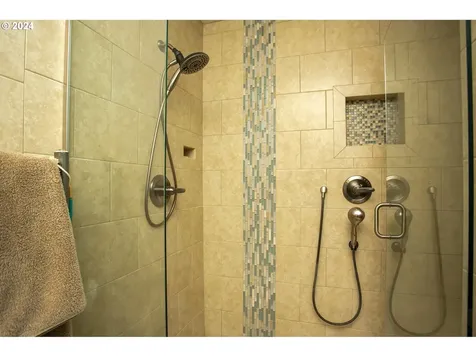 2735 Mill Pond Lane Astoria OR 97103