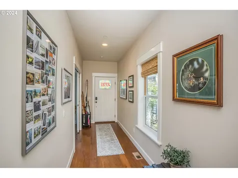 2735 Mill Pond Lane Astoria OR 97103