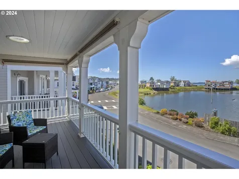 2735 Mill Pond Lane Astoria OR 97103