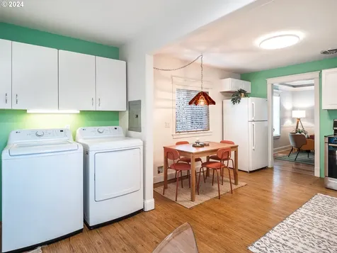 7416 Se Tolman Street Portland OR 97206