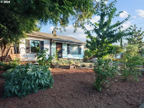 7416 Se Tolman Street Portland OR 97206