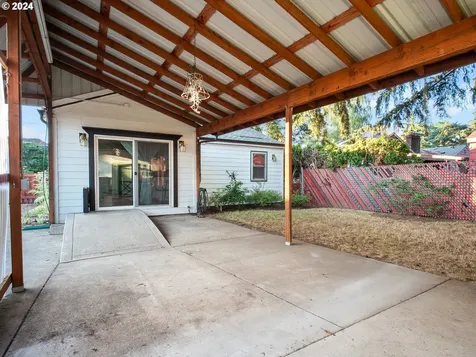 7416 Se Tolman Street Portland OR 97206