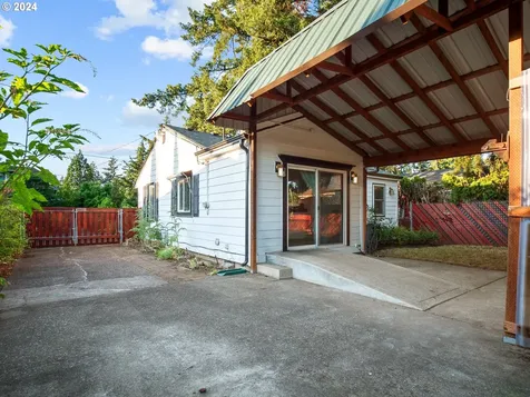 7416 Se Tolman Street Portland OR 97206