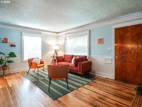 7416 Se Tolman Street Portland OR 97206