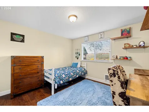 64761 Mcdermott Road Deer Island OR 97054