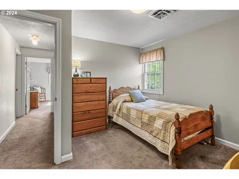 1439 24th Avenue Longview WA 98632