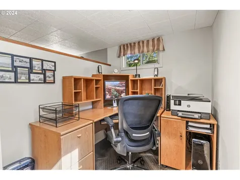 1439 24th Avenue Longview WA 98632