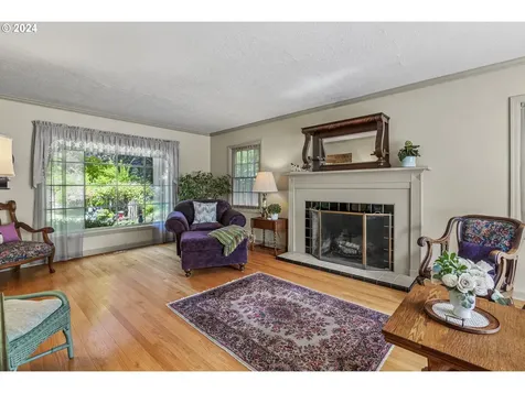 1439 24th Avenue Longview WA 98632