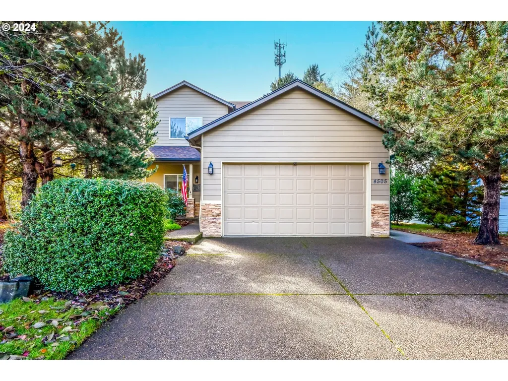 4505 NE Tide Avenue Lincoln City OR 97367