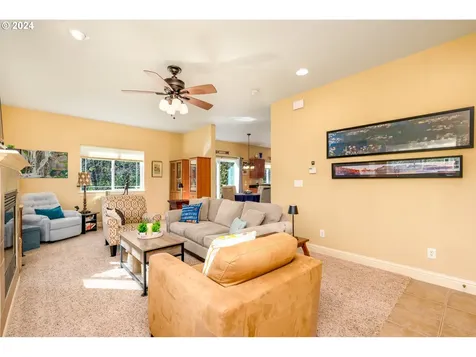 4505 NE Tide Avenue Lincoln City OR 97367